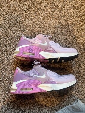 Nike Women's Lavender and Pink Air Max Sneakers